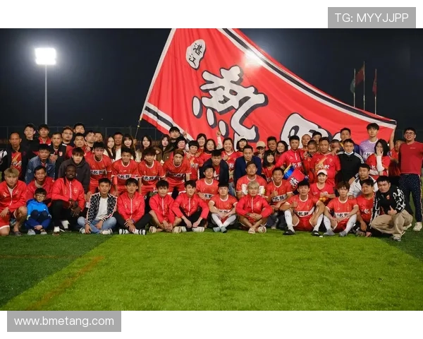 为足球明星加油助威的激情口号与激励语汇总