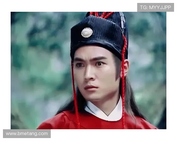 从辉煌到落魄最惨退役球员的悲惨人生与足球明星的对比分析